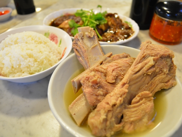 11. シンガポール