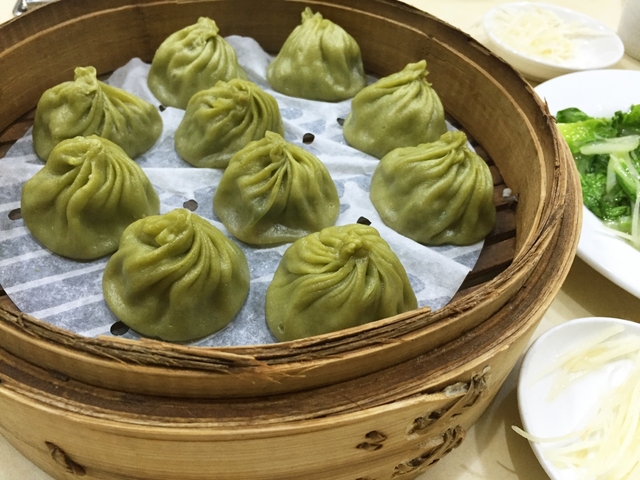 京鼎楼の小龍包