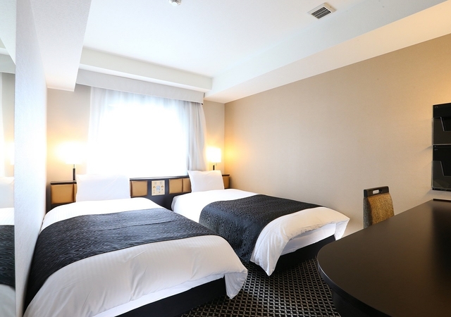 アパホテル＜品川 泉岳寺駅前＞ / 品川