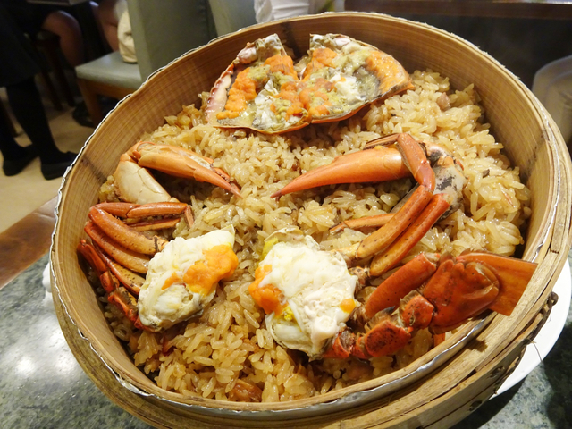 欣葉の蟹おこわ