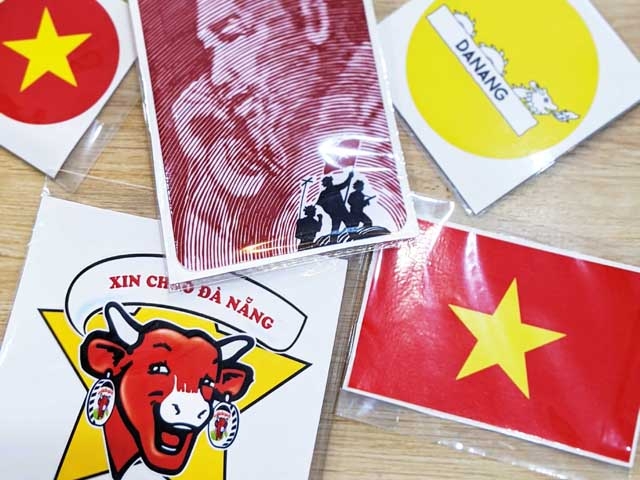 ステッカーとマグネット