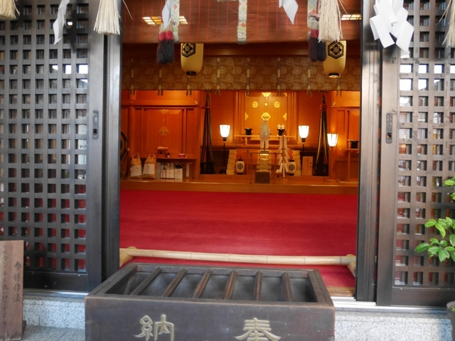 12位 出雲大社東京分祠 / 六本木