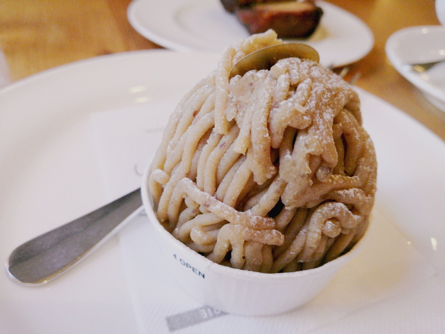 6位 ペシェ・ミニョン 乃木本店