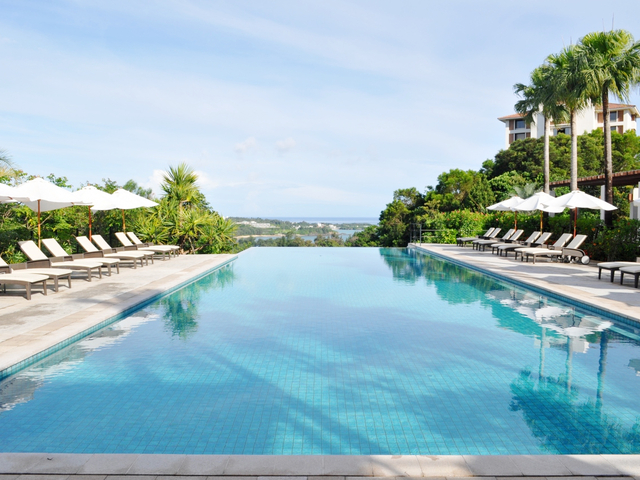 ジ・アッタテラス クラブタワーズ / 恩納村安富祖