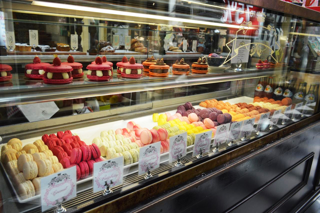 ロイヤルアーケード