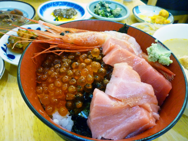  朝市の味処 茶夢