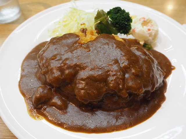 9位 老舗レストラン 宝亭