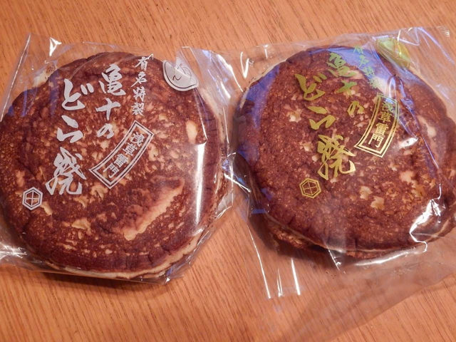 1. どら焼き / 亀十 / 定番