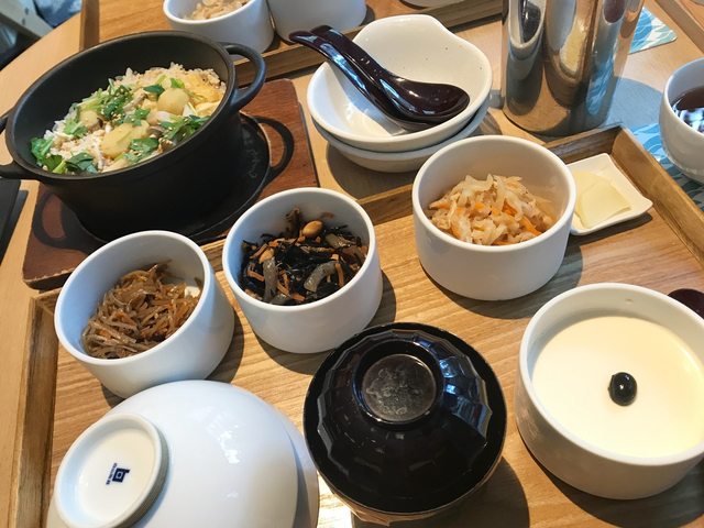 日本橋だし場 はなれ / 和食