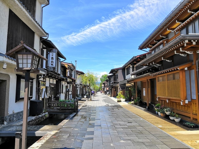 白壁の城下町へ！高山から足を延ばして飛騨古川へ
