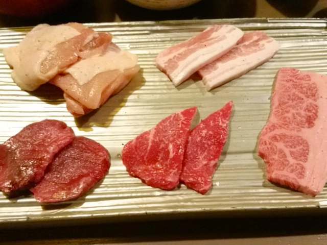 8. 天神黒毛流 焼肉 参星