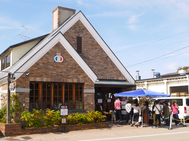 9. トラン・ブルー