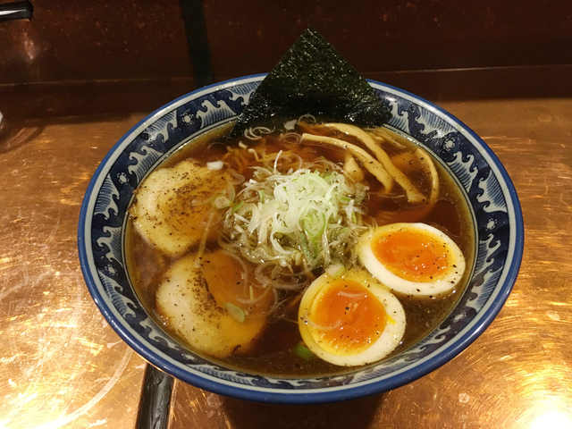 15. 麺屋しらかわ