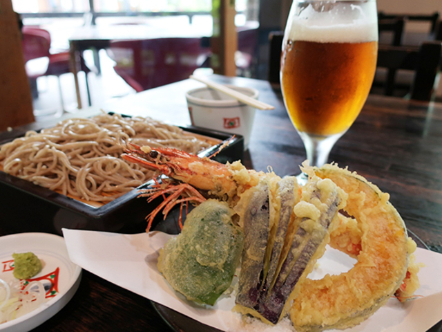 3位 濃厚クルミタレでいただく本格ソバ「川上庵 軽井沢」