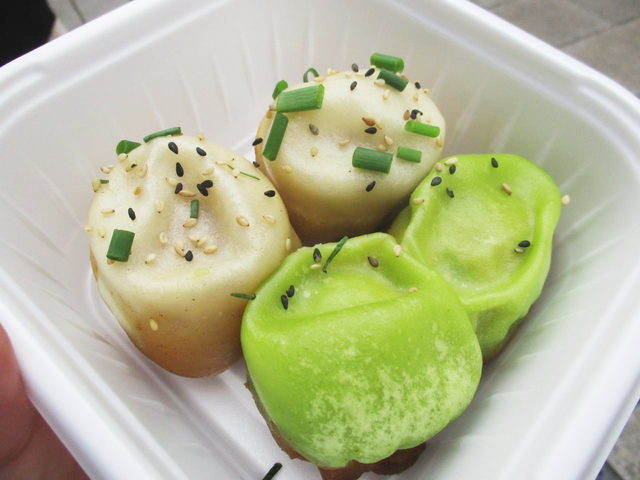 3. 焼き小籠包 / 鵬天閣(ホウテンカク) 新館