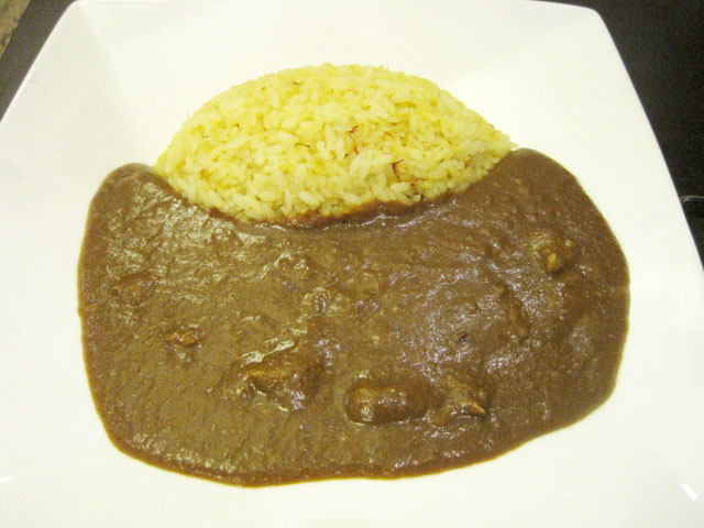 3. 尾花沢牛を使った絶品カリー「スワローネ」