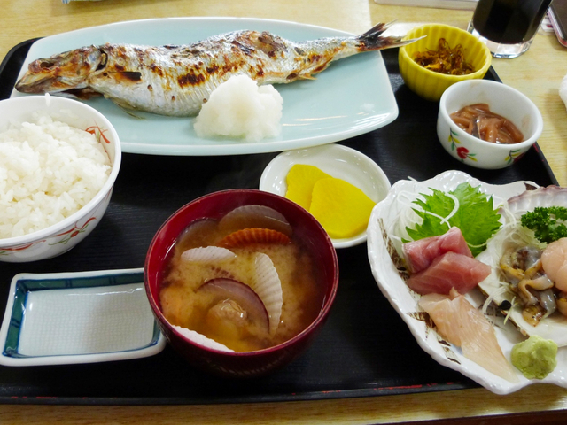 5. 民宿 青塚食堂