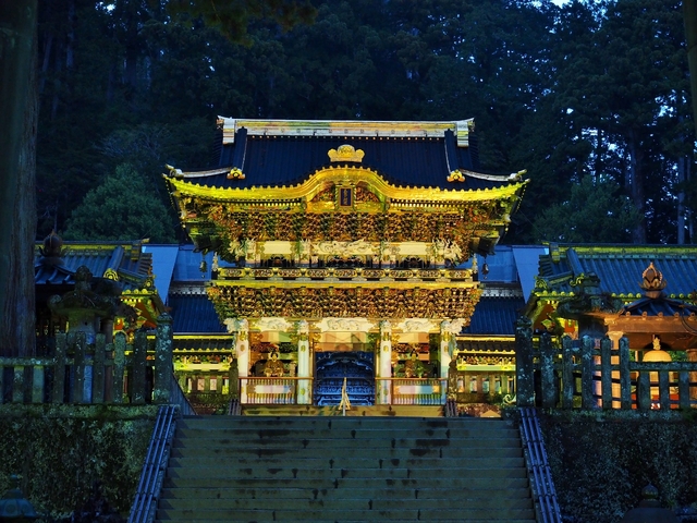 10. 日光の社寺