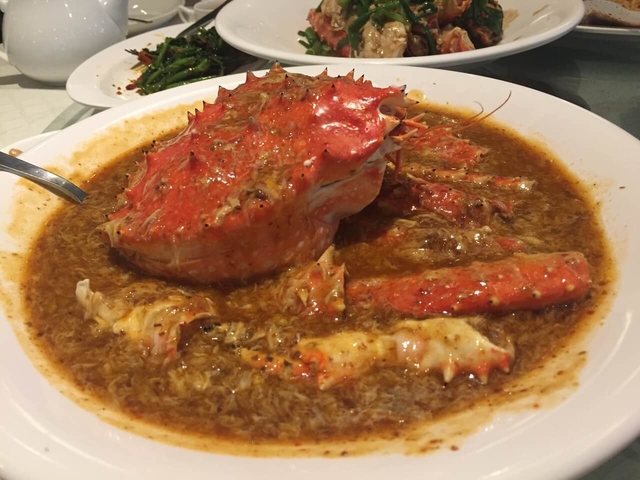 ノー サインボード シーフード レストラン