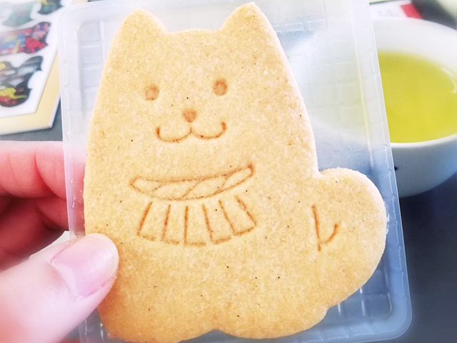 縁起のよいおかげ犬がモチーフ！ 「五十鈴茶屋 本店」の「おかげ犬サブレ」