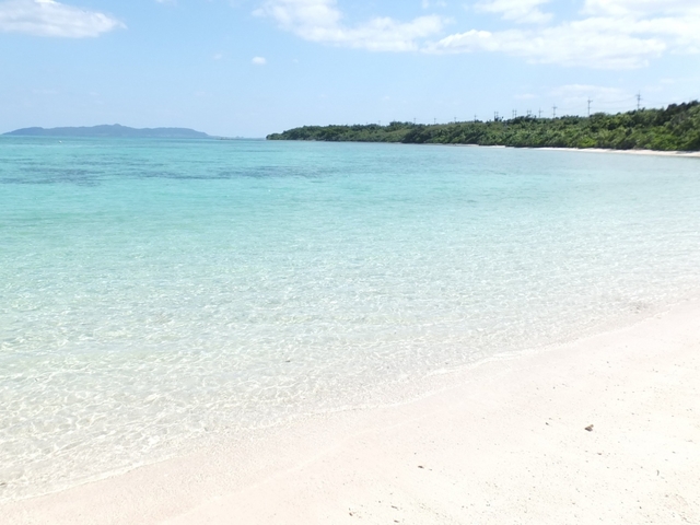 4. 八重山屈指の白浜が続く絶景ビーチへ