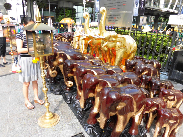 ターオ マハー プラマ (エラワン廟)