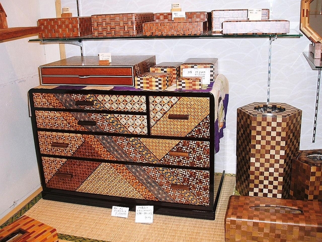 17. 箱根寄木細工紹介！