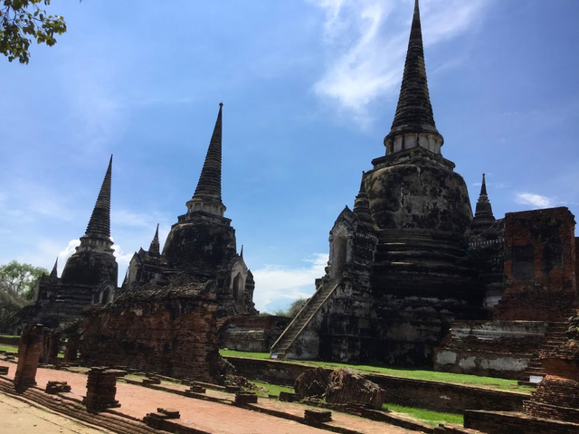 ワット プラ シー サンペット