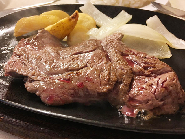 ジャッキー ステーキハウス / 那覇市