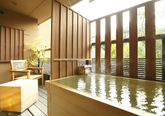 14. 全室に完備された露天風呂がうれしい「箱根強羅温泉 季の湯 雪月花」
