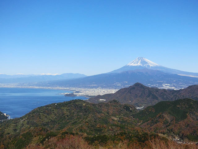 10. 富士山を望む絶景「伊豆の国パノラマパーク」 / 伊豆長岡温泉