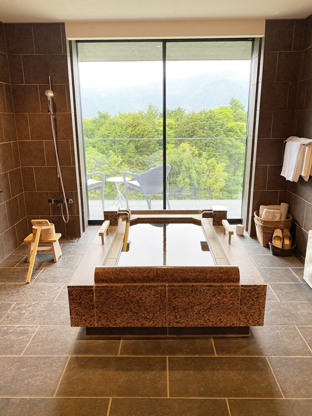 11. THE HIRAMATSU HOTELS & RESORTS 仙石原 / 仙石原温泉・神奈川県