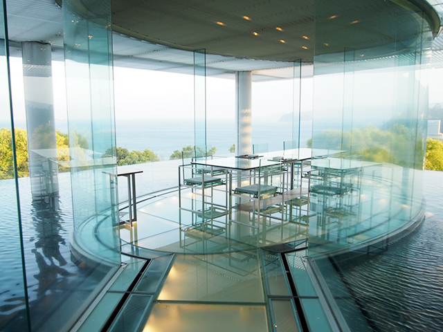 15. ATAMI海峯楼 / 熱海・静岡県