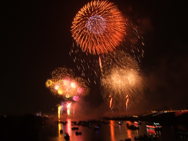 戸田橋花火大会 