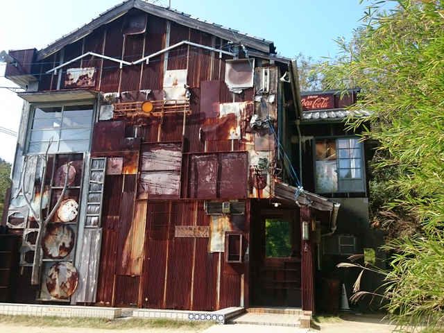 2. 空間そのものを作品化「家プロジェクト(ベネッセアートサイト直島)」