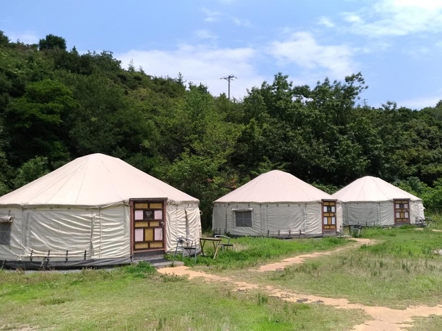 9.自然を楽しむユニークなゲストハウス「直島ふるさと海の家 つつじ荘」