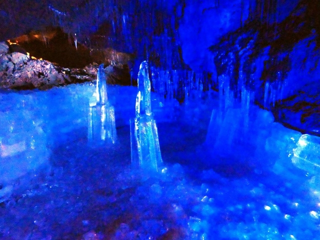 6. 富岳風穴(ふがくふうけつ)