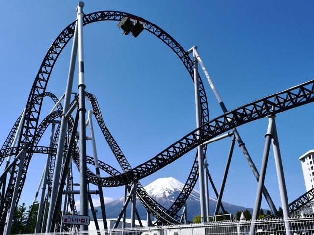 10. 富士急ハイランド