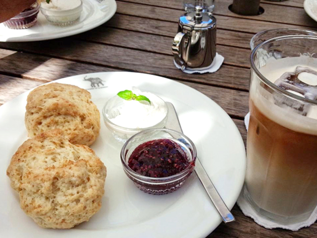 2. ナス・ショウゾウ カフェ