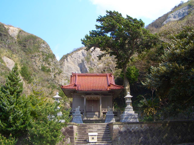 6. 手ぬぐいスタンプラリーで神津島の名所巡り