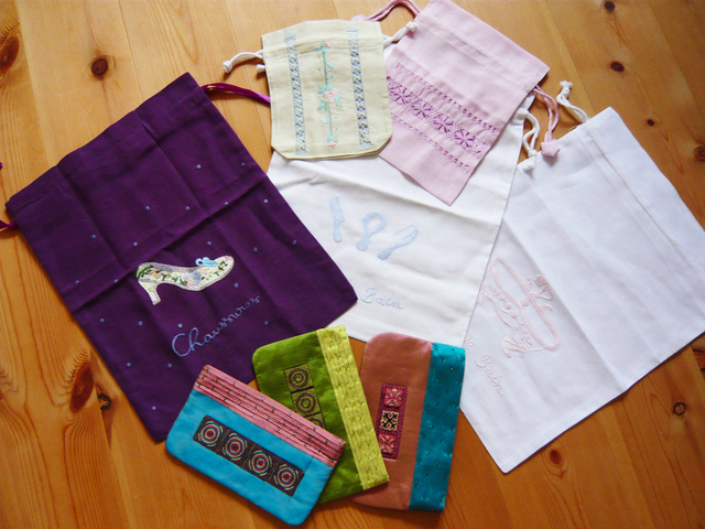 ベトナム刺繍巾着