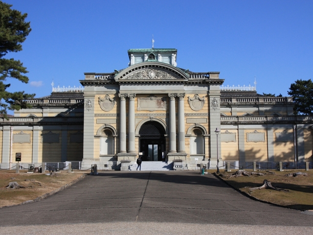 8. 奈良らしい仏教美術の魅力が満載「奈良国立博物館」