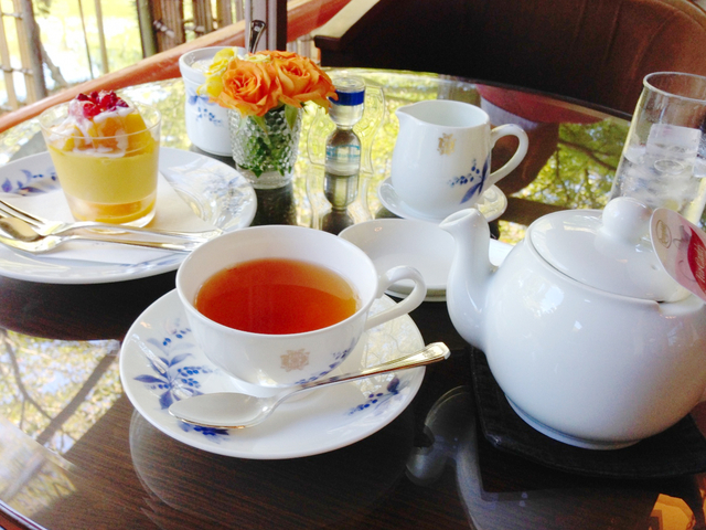 5. 奈良ホテル ティーラウンジ