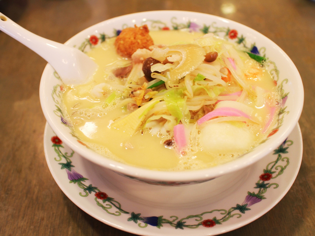 9. 約40軒がひしめく中華街で新たな発見♪ 「長崎新地中華街」