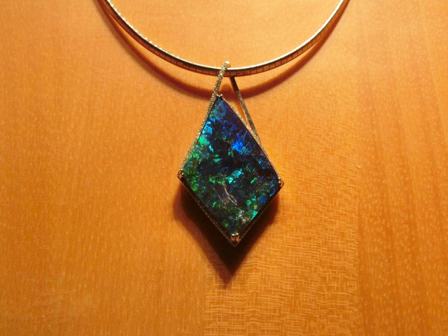 オパールアクセサリー