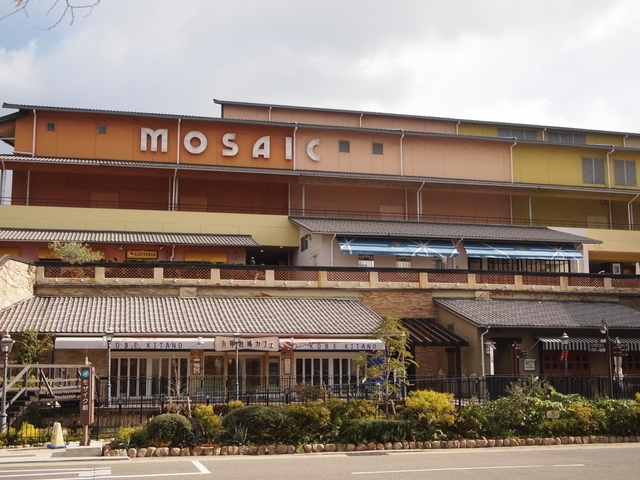 7. umie MOSAIC / ベイエリア