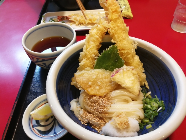 本格手打うどん おか泉