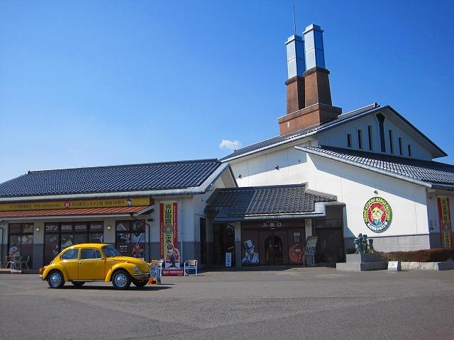 14. コナン人気のナゾに迫れる長居必至のスポット「青山剛昌ふるさと館」