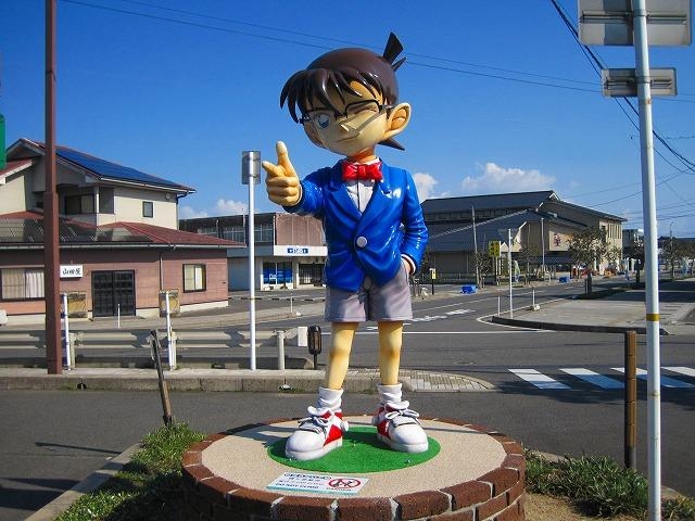 14. コナン人気のナゾに迫れる長居必至のスポット「青山剛昌ふるさと館」