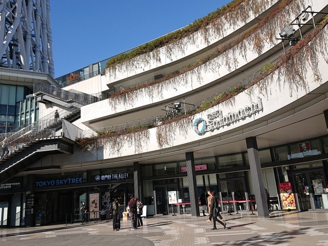 5. 食事にもショッピングにも最適な大型商業施設「東京ソラマチ(スカイツリータウン)」